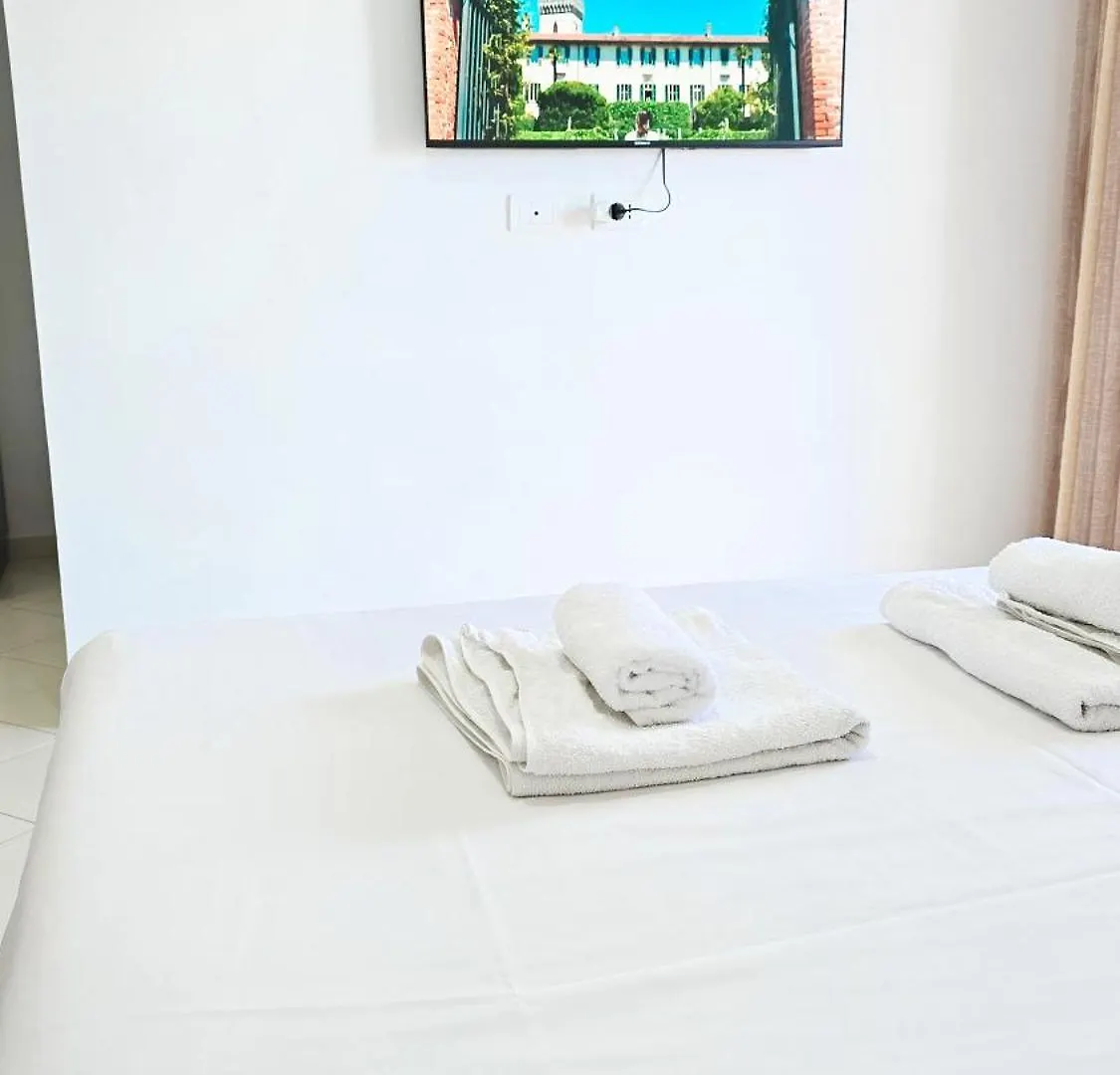 Vila Azure Dhermi Hotel